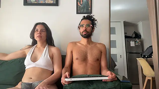 Redfloweer1 online show from 22, 10, 2025