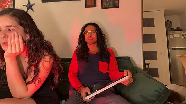 Redfloweer1 online show from 8, 7, 2026