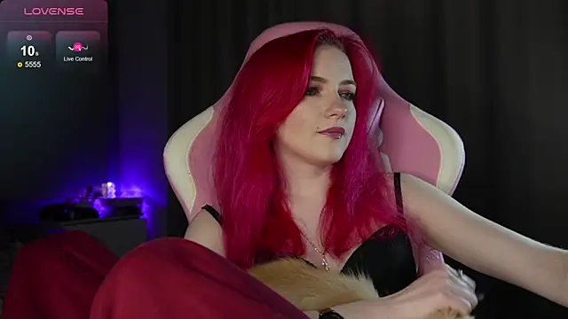 Snapshot of joyhannahh chatting on 8, 11, 2025 joyhannahh online show from 8, 11, 2025