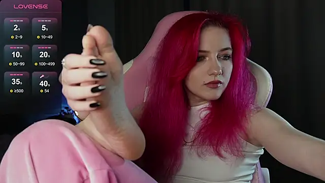 Snapshot of joyhannahh chatting on 12, 11, 2025 joyhannahh online show from 12, 11, 2025