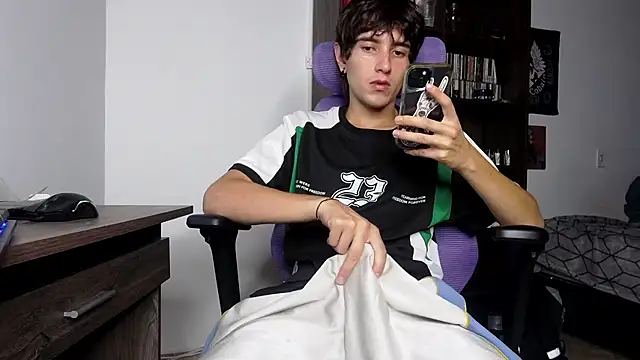 alex connorr online show from 10, 11, 2025