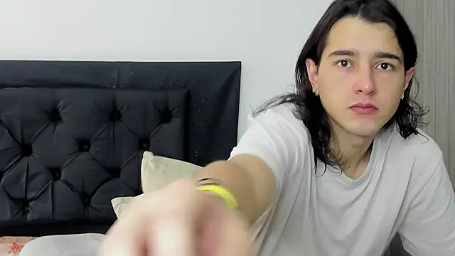 alex connorr online show from 26, 1, 2025