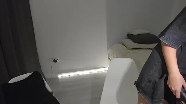 im lucky adam online show from 29, 11, 2025