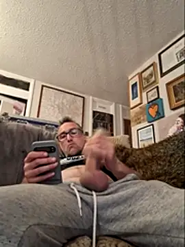 Snapshot of bibananaman chatting on 4, 5, 2026 bibananaman online show from 4, 5, 2026