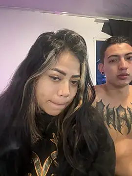 Snapshot of aliensexy chatting on 3, 5, 2026 aliensexy online show from 3, 5, 2026
