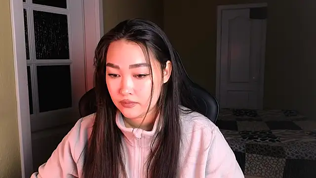 Snapshot of Erica_Wayne chatting on 7, 1, 2025 Erica Wayne online show from 7, 1, 2025