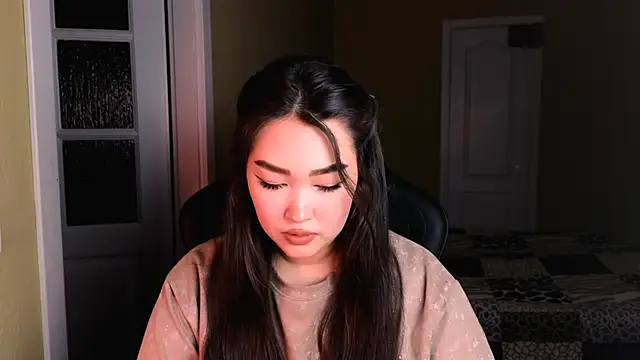 Snapshot of Erica_Wayne chatting on 11, 1, 2025 Erica Wayne online show from 11, 1, 2025