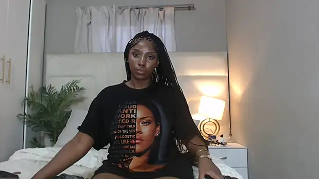 Snapshot of naughtyblackdolie chatting on 2, 10, 2025 naughtyblackdolie online show from 2, 10, 2025