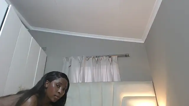 naughtyblackdolie online show from 6, 11, 2025