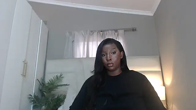 naughtyblackdolie online show from 20, 6, 2026
