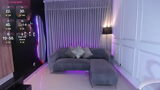 Anna parkker  online show from 21, 10, 2025