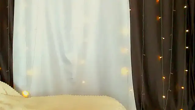 Adriana Sweet 24 online show from 24, 10, 2025