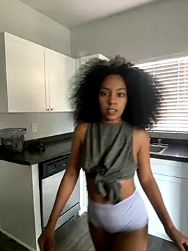 juicyyy323 online show from 19, 9, 2025