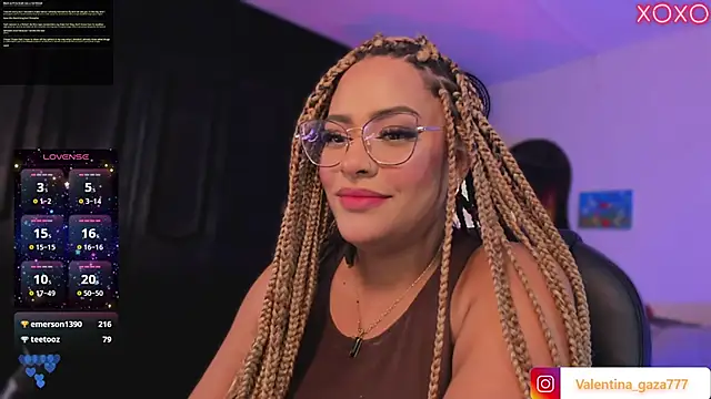 Snapshot of Val_daniiels chatting on 16, 3, 2025 Val daniiels online show from 16, 3, 2025