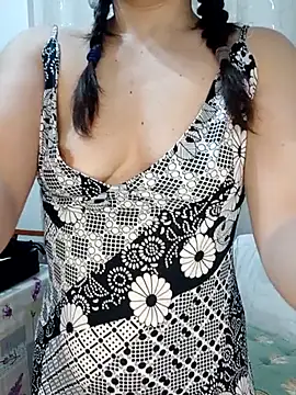 SexySweetPaola online show from 7, 4, 2026