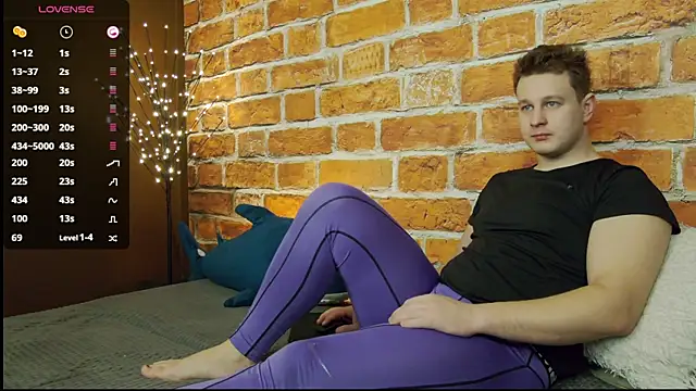 charlie smiley online show from 17, 12, 2025