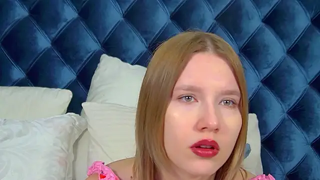 LiliLinn online show from 28, 11, 2025