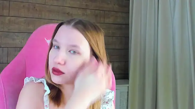 LiliLinn online show from 2, 6, 2026