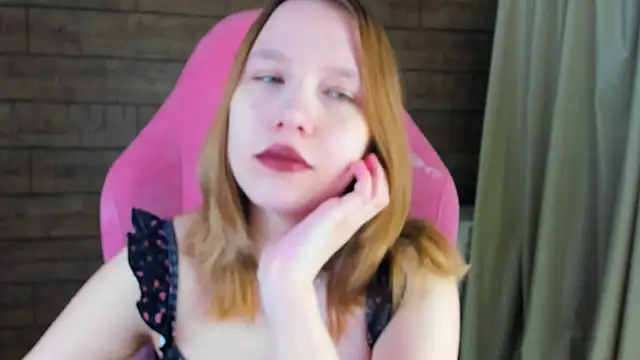 LiliLinn online show from 3, 6, 2026