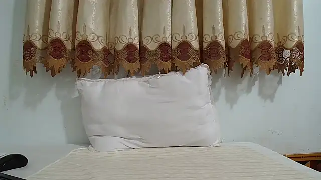 Mia-Tsuki- online show from 21, 3, 2025