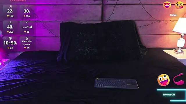 NinaInk online show from 2, 3, 2025