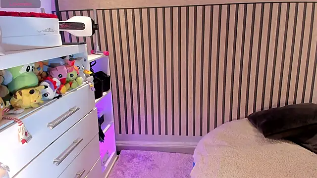 NinaInk online show from 7, 2, 2026