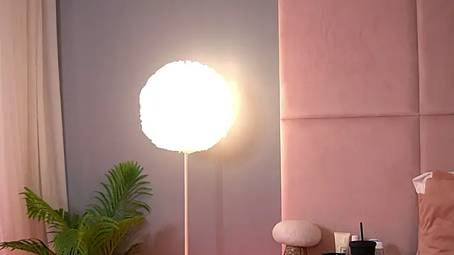 AlmaLuv online show from 21, 4, 2026