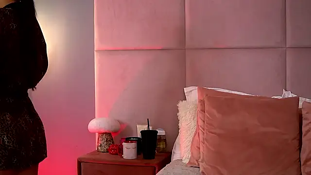 AlmaLuv online show from 14, 2, 2026