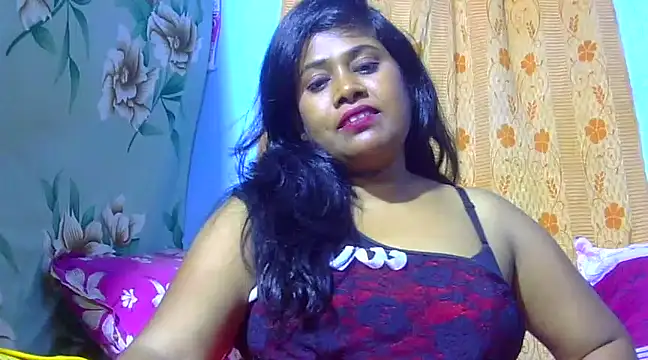 Snapshot of sexy_roma chatting on 9, 3, 2025 sexy roma online show from 9, 3, 2025