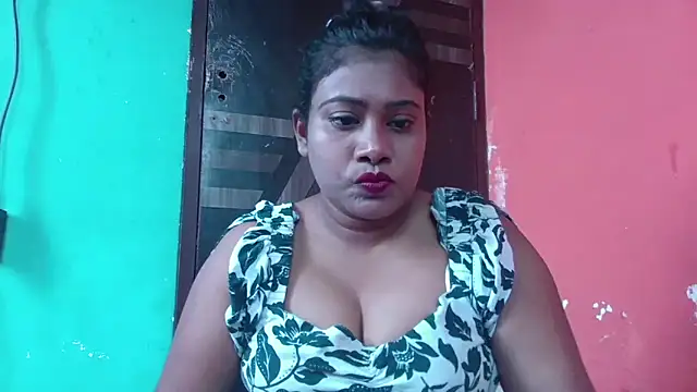 Snapshot of sexy_roma chatting on 20, 5, 2026 sexy roma online show from 20, 5, 2026