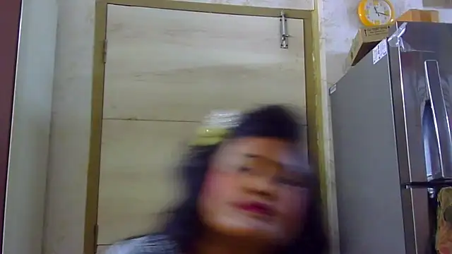 Snapshot of sexy_roma chatting on 1, 11, 2025 sexy roma online show from 1, 11, 2025