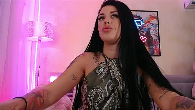 LaylaCruzRose online show from 20, 7, 2026