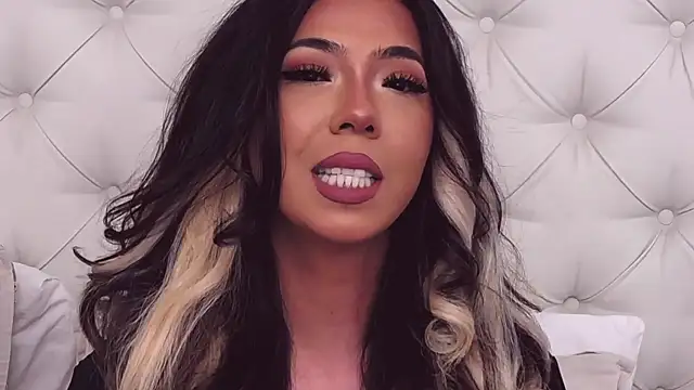 KiaraDevlynn online show from 9, 1, 2025