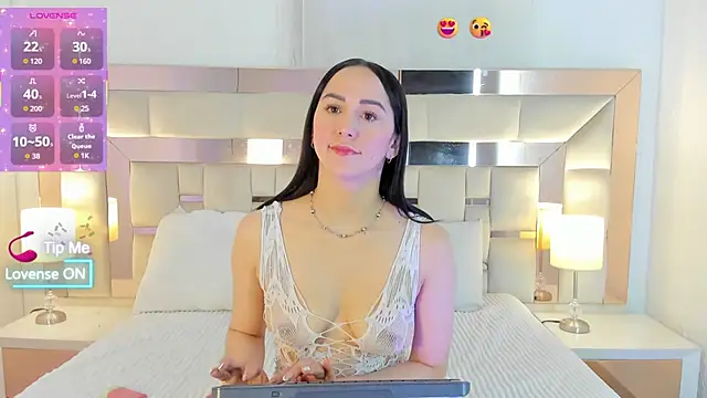 hazel ross tcw online show from 22, 7, 2026