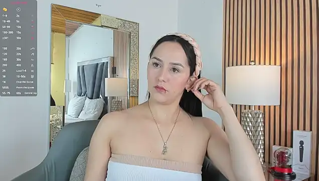 hazel ross tcw online show from 12, 2, 2025