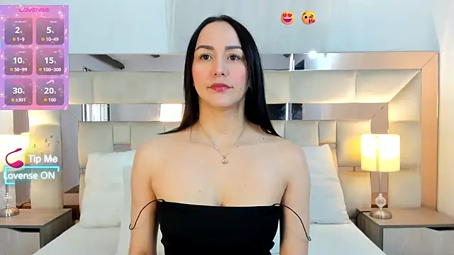 hazel ross tcw online show from 28, 5, 2026