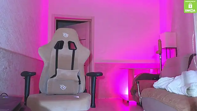 Katy perry  online show from 4, 12, 2025