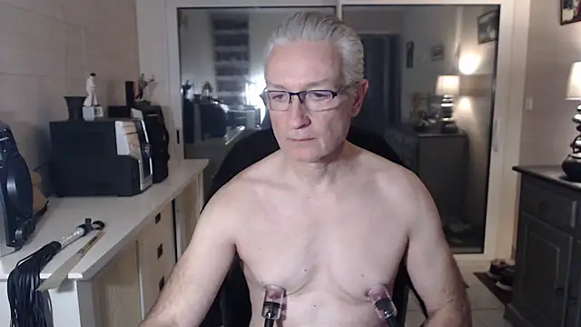 Goduleur69 online show from 1, 12, 2024
