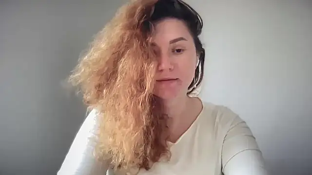 Foxy and classy online show from 26, 4, 2026