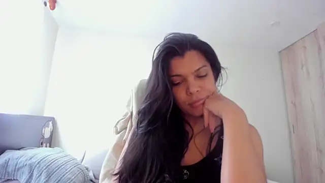 Sweetdreamses  online show from 17, 10, 2025