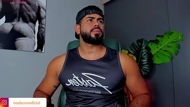 noah crux online show from 23, 4, 2026