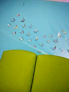 evelyn prince1 online show from 5, 2, 2026