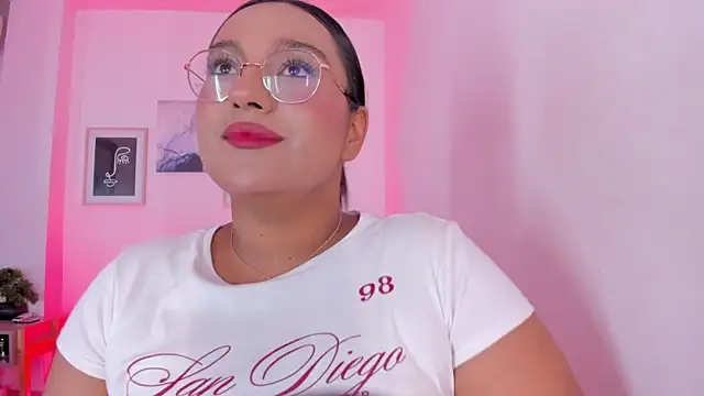 ellamontoya online show from 13, 1, 2026