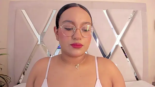 ellamontoya online show from 18, 1, 2026