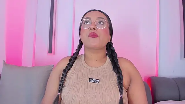 ellamontoya online show from 15, 11, 2025