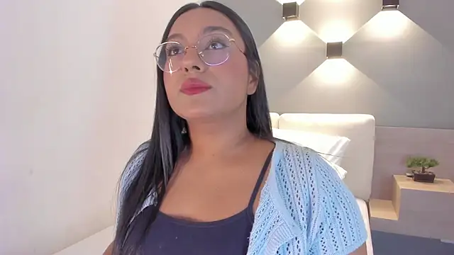 ellamontoya online show from 7, 10, 2025