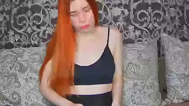 ElllaNuar online show from 4, 12, 2025