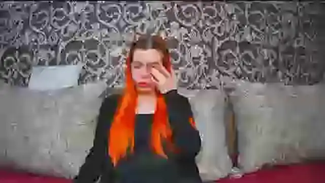 ElllaNuar online show from 12, 11, 2025