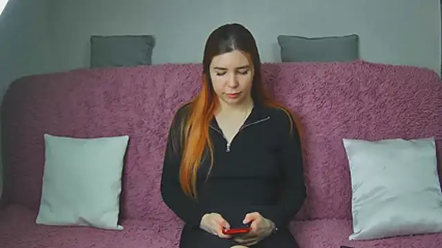 ElllaNuar online show from 13, 3, 2026