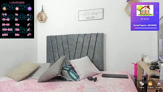 Snapshot of clarise_cooper chatting on 10, 5, 2026 clarise cooper online show from 10, 5, 2026